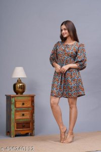 Trendy Feminine Women Dresses