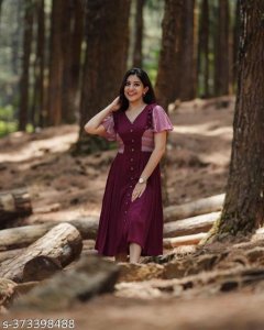 Trendy Feminine Women Dresses