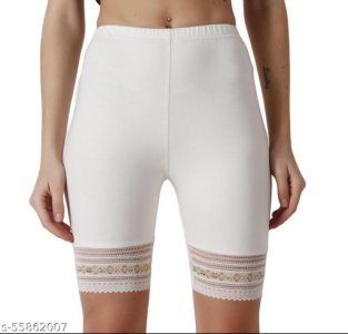 Gorgeous Feminine Women Capri