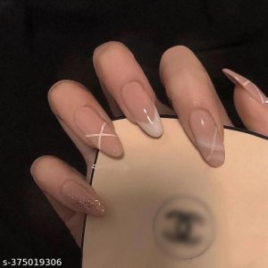 Everyday Artificial Nails