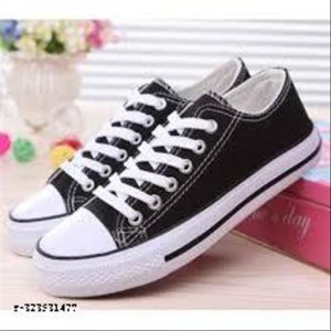 Fashionable Unique Women Boots