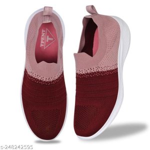 Voguish Women Casual Shoes