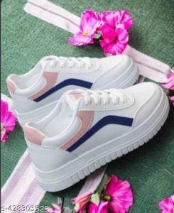 Voguish Women Casual Shoes