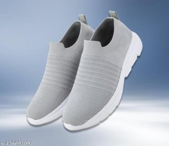 Relaxed Trendy Men Sports Shoes