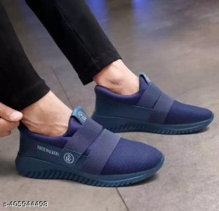 Relaxed Attractive Men Sports Shoes