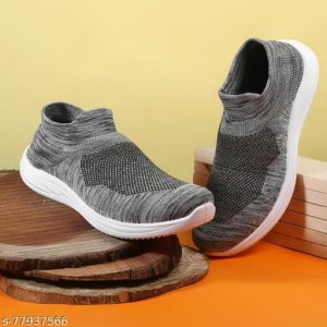 Unique Fashionable Men Sports Shoes