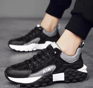 Modern Attractive Men Sports Shoes