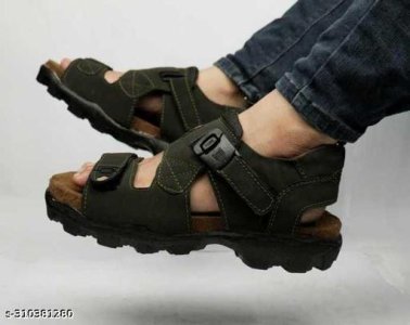 Relaxed Fashionable Men Sandals