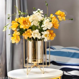 Trendy Vases