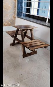 Graceful Showpieces & Collectibles