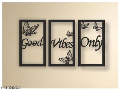 Attractive Wall Decor & Hangings