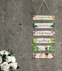 Attractive Wall Decor & Hangings