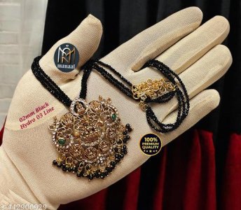 Trendy Jewellery Set