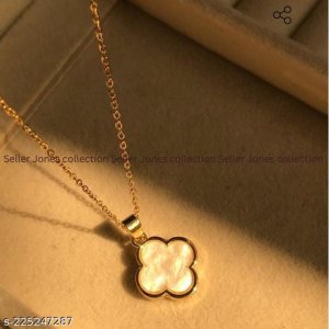 Sizzling Graceful Women Pendants & Lockets