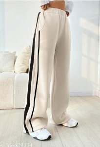 Elegant Women Sports & Activewear Bottoms