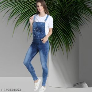 Trendy Partywear Women Capris