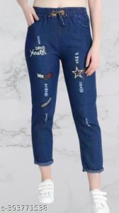 Trendy Partywear Women Capris