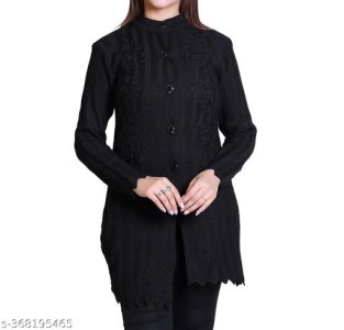 Classy Glamorous Women Sweaters