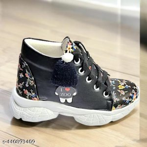 Trendy Sneakers