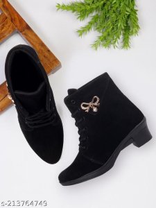 Stylish Women Boots