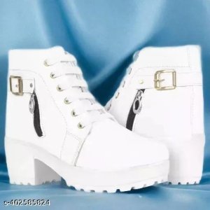 Essential Women Women Loafers & Moccassins