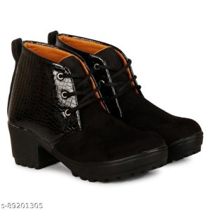 Voguish Women Boots