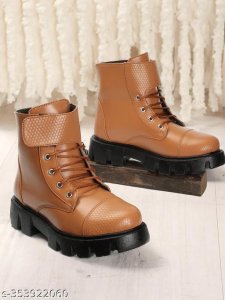 Fashionable Latest Women Boots