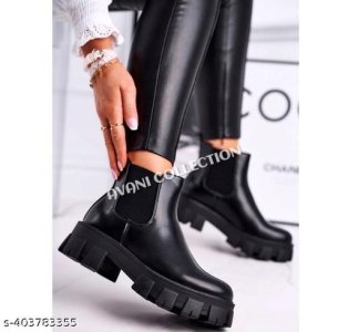 Fancy Trendy Women Boots