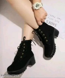 Fancy Latest Women Boots