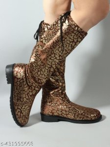 Fashionable Unique Women Boots