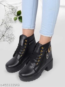 Fashionable Latest Women Boots