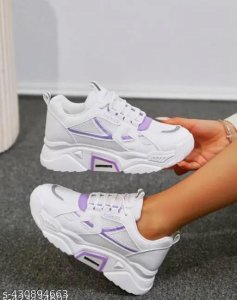 Attractive Women Casual Shoes