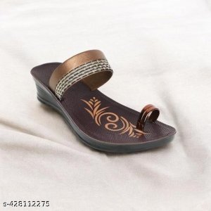 Modern Attractive Women Flipflops & Slippers