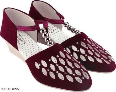 Latest Women Heels