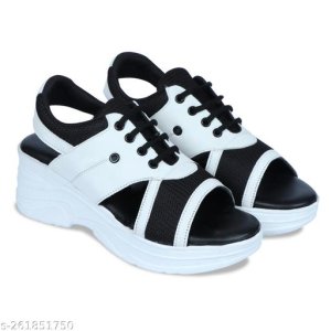 Relaxed Fashionable Women Heels & Sandals