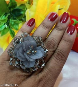Allure Glittering Rings