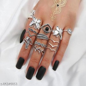 Sizzling Charming Rings
