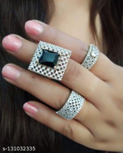 Shimmering Charming Rings