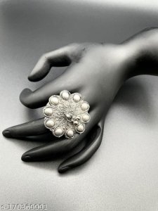 Sizzling Glittering Rings