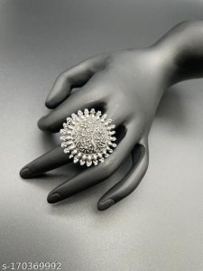 Sizzling Glittering Rings