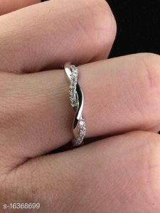 Allure Glittering Rings