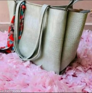 Gorgeous Fancy Women Handbags
