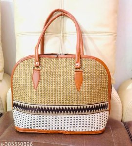 Graceful Alluring Women Handbags