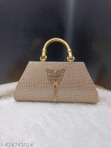 Fashionable Trendy Women Clutches