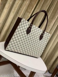 Gorgeous Attractive Women Handbags