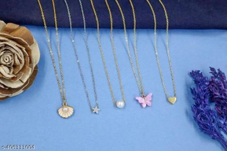Trendy New Pendants & Lockets
