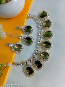Trendy New Jewellery Set