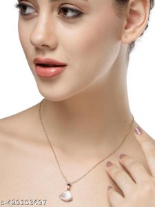 Twinkling Charming Women Necklaces & Chains