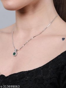 Allure Charming Pendants & Lockets