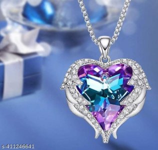 Sizzling Chunky Pendants & Lockets